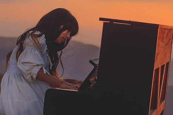 YOSHIE HATANO | Piano, Arrangement and Produce.